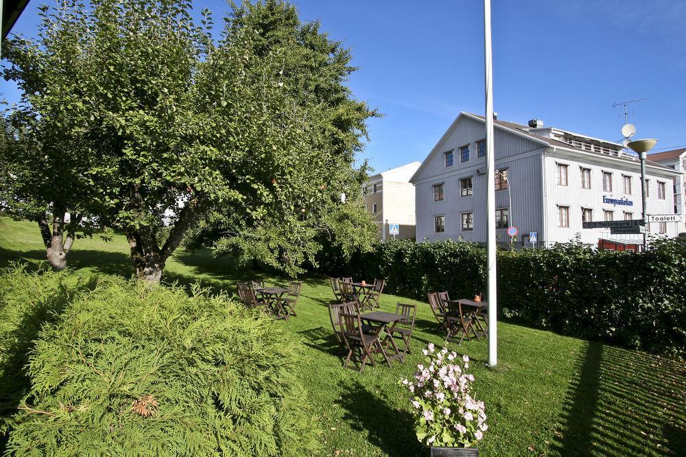 Hotell Laurentius Strängnäs Exterior foto