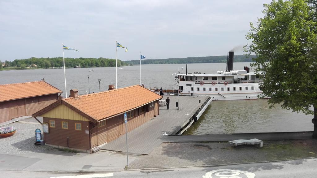 Hotell Laurentius Strängnäs Exterior foto